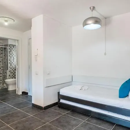 1br With Pool @ Azul Apartment