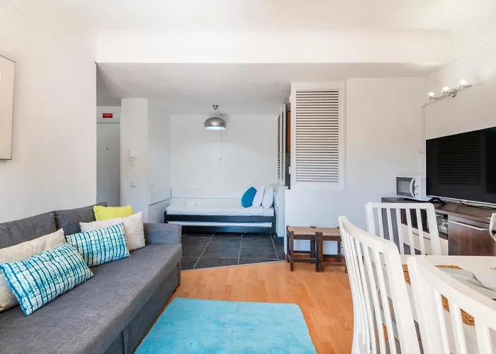 1br With Pool @ Azul Apartament